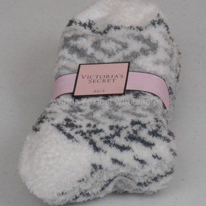 VS Lounge Socks Gray & White Fuzzy Non Slip Grips